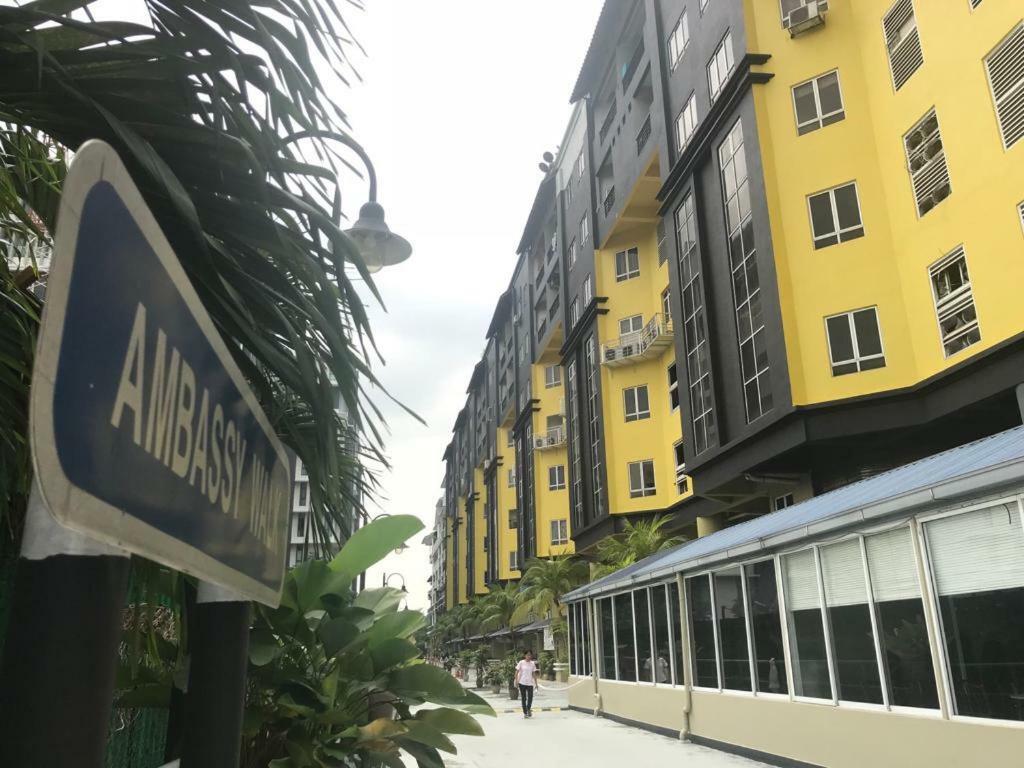 Holiday Villa Megan Ambassy Kuala Lumpur Luaran gambar
